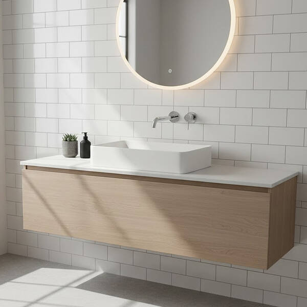 0864110001767081560-600